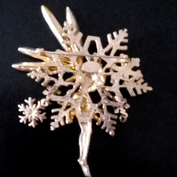 KIRKS FOLLY WINTER SNOWFLAKE FAIRY BROOCH - Picture 6 of 8